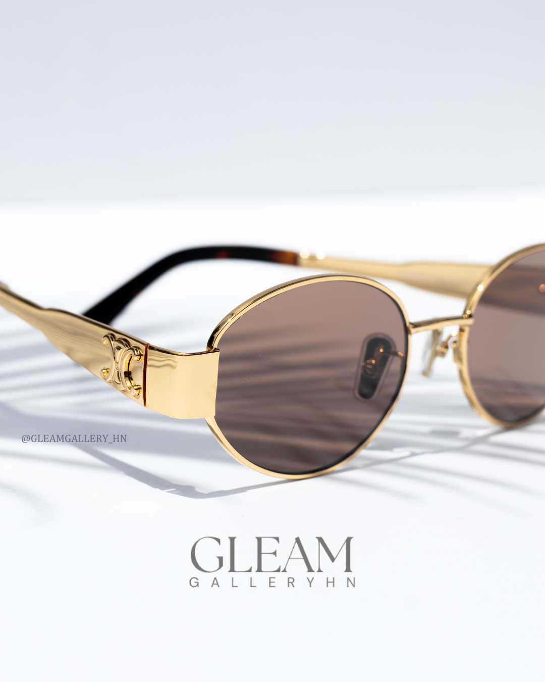 CELINE TRIOMPHE OVAL GOLD BROWN