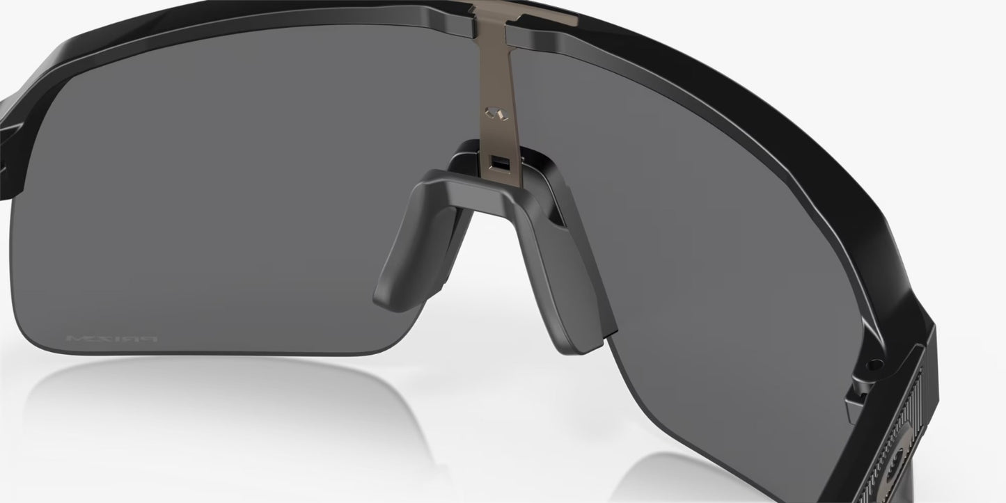 OAKLEY SUTRO BLACK